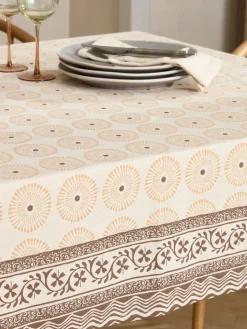 BRUNMYRAKNappe BRUNMYRAK 140x240 latte/brun-JYSK Best