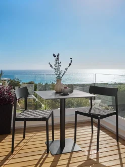 HAGLEBUChaise empilable HAGLEBU noir-JUTLANDIA Sale