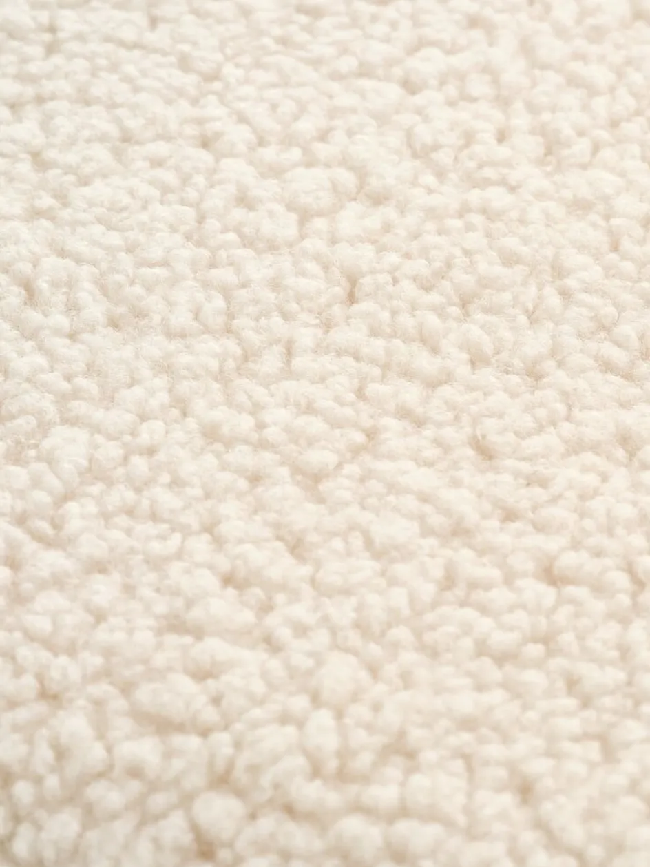 HUNDESTEDRepose-pieds HUNDESTED tissu teddy blanc cassé/coloris chêne-JYSK Hot