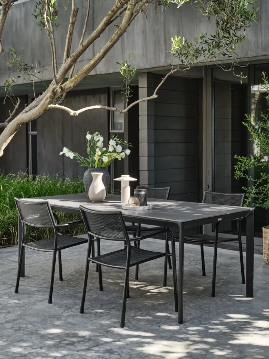 KUMLA + HEMSEDALKUMLA L200 table gris + 4 HEMSEDAL chaises noir-JUTLANDIA Clearance