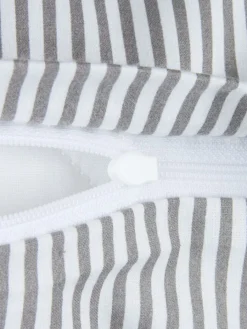 PERNILLAPlusTaie d'oreiller PERNILLA 60x63/70 blanc/gris-JYSK