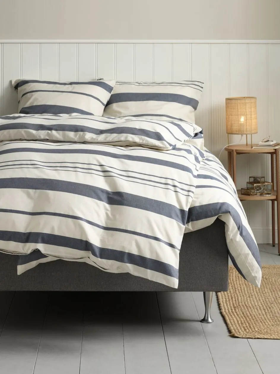 SILJEGoldParure de lit SILJE Fil teint 240x200 marine-KRONBORG New