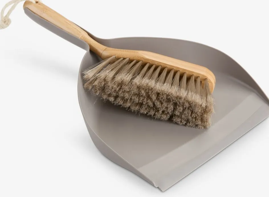 TAGEPelle et balayette TAGE gris avec poignée en bambou-JYSK