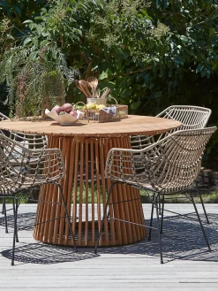 UDBYNEDER + ILDERHUSEUDBYNEDER Ø120 table teck + 4 ILDERHUSE chaises natural-JUTLANDIA Outlet