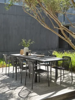 VATTRUPTable de jardin VATTRUP l95xL172/276 noir-JUTLANDIA Discount